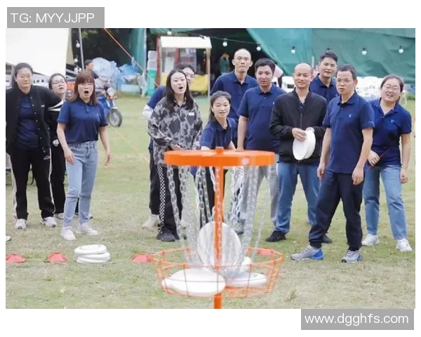 广州飞盘队展现灵活性与团队合作精神的精彩瞬间