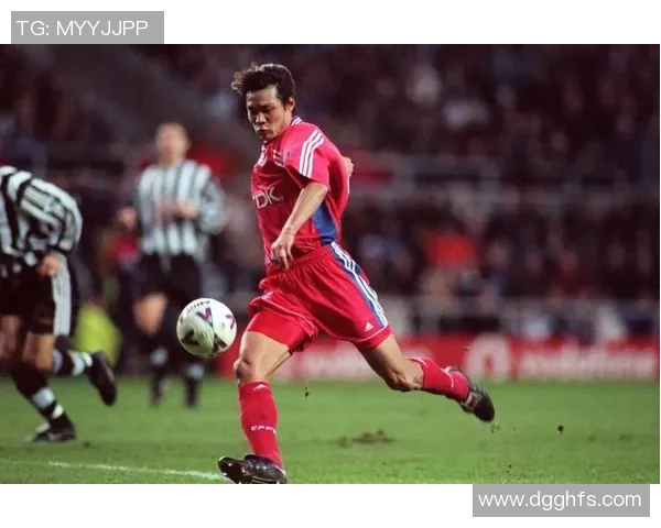 矮个后卫足球明星现役风采揭秘小个子如何在绿茵场上闪耀光芒